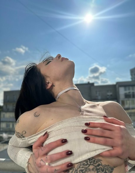 tiny onlyfans erotic picture