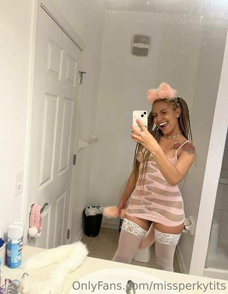 missperkytits top model img