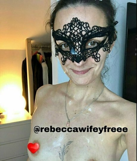 sweetludovica69 perfect pornstar image