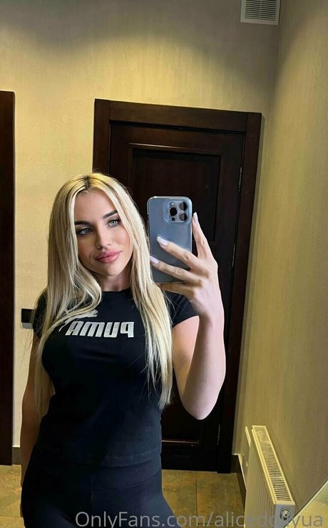 alicedollyua exclusive actress pic