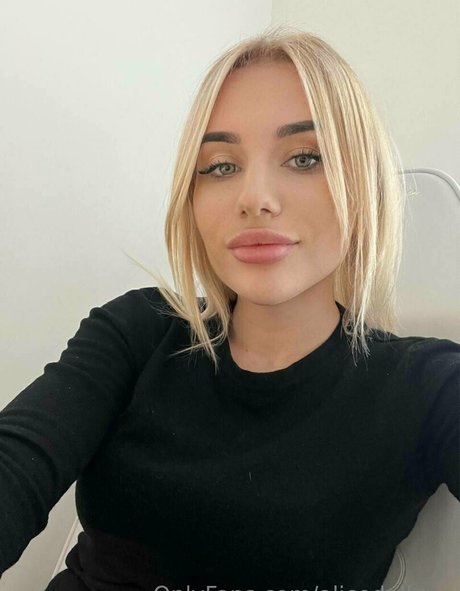 alicedollyua adult model images