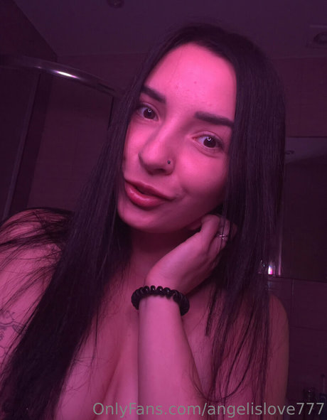 Angelislove777 pornographic model images