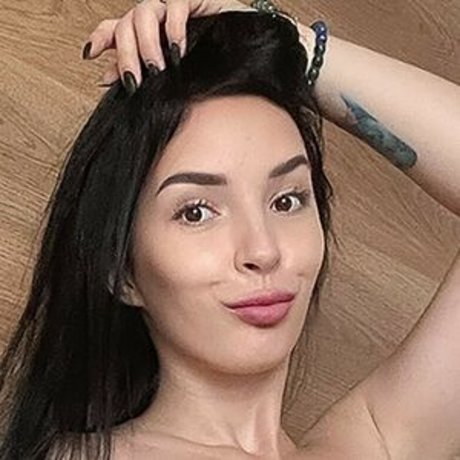 Angelislove777 art star archive