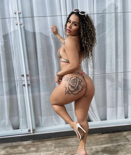 Ketney Carol hd actress picture