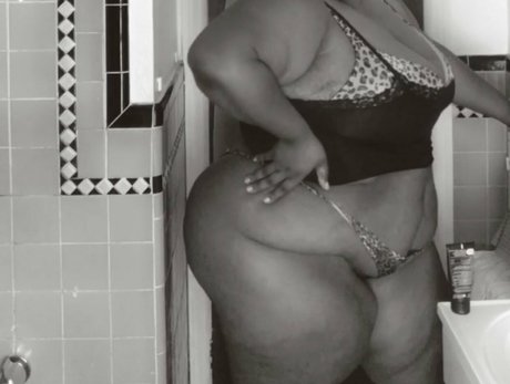 magicallyforgettable_ star naked photos