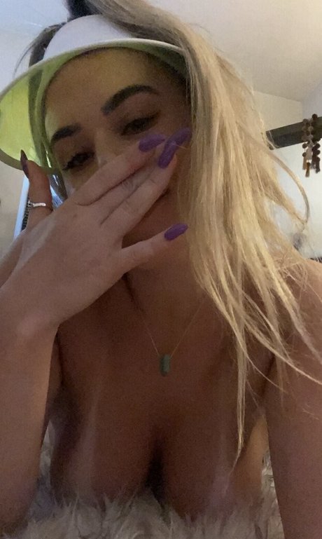 off grid onlyfans pretty pictures