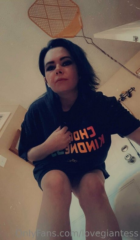 lovegiantess star hd img