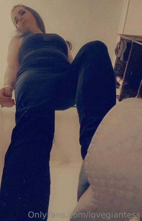 lovegiantess model exclusive pic