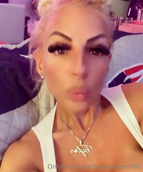 taystevensfree model nice pictures