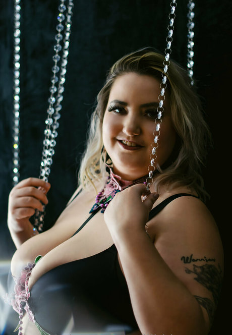 lilithheartvore sexy pornstar photo