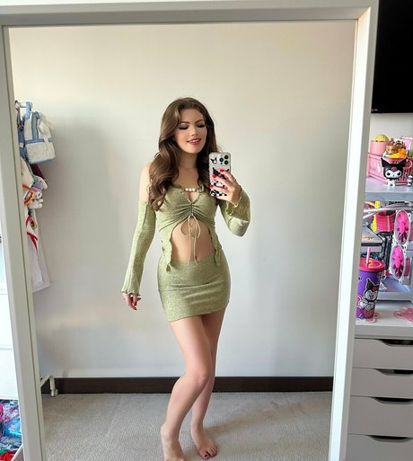 freedellieisla pornstar nude pictures