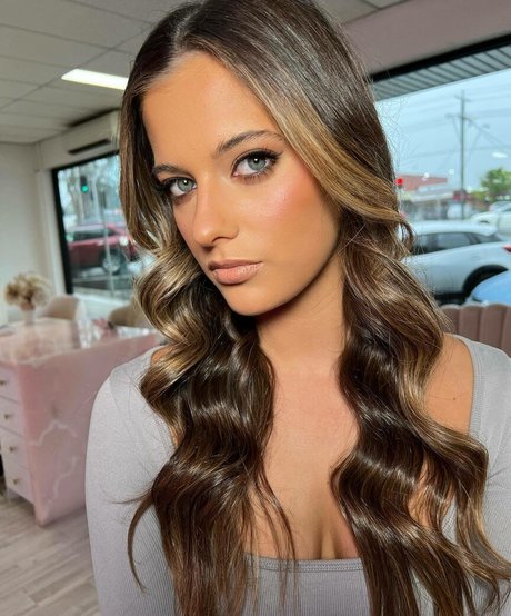 Taya Brooks pornstar adult gallery