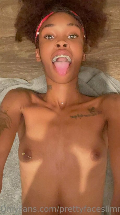 prettyfaceslimm model sexy picture