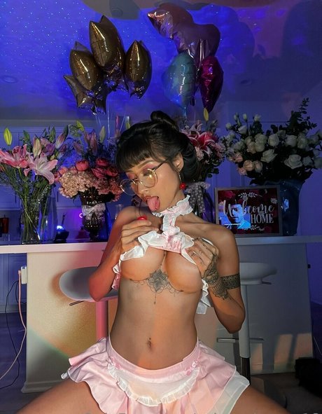 tiny asian onlyfans sexy nude photo