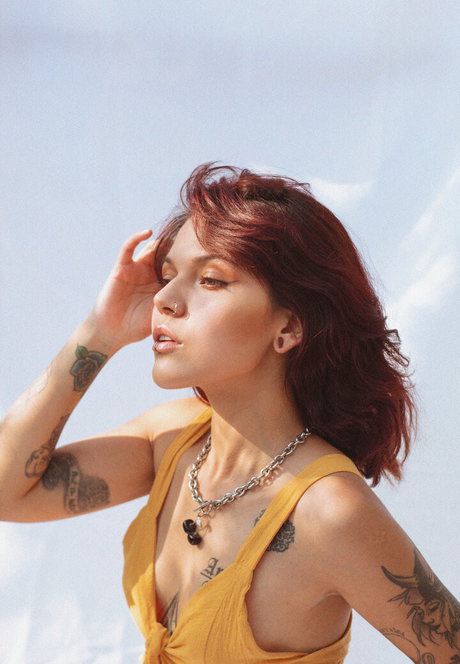 blvckchxrry sex model pic