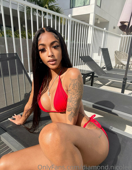 diamond nicolee model sexy pics