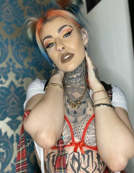 dee louisexx model nudes gallery