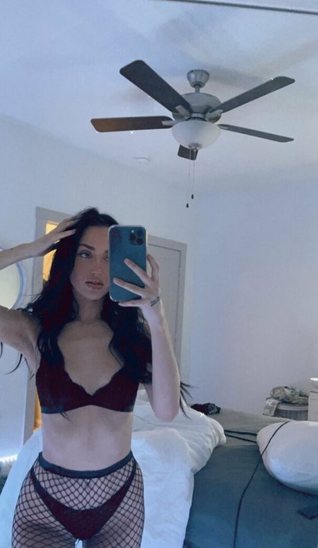 itsdaniella777 exclusive model img