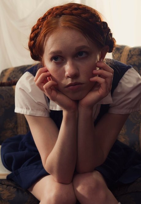 Dolly Little sex actress galleries