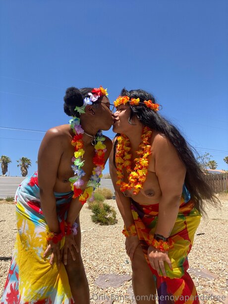 babe nude onlyfans erotic image