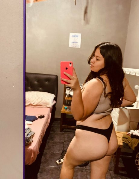 badgirl1882 star nude photo