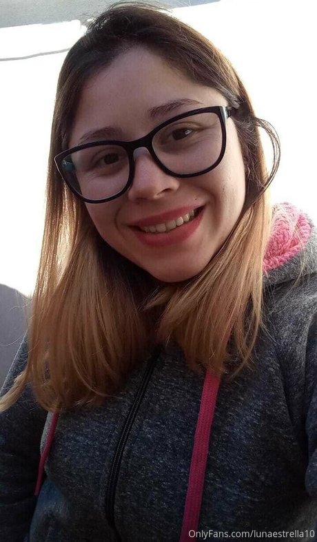 lunaestrella10 nude actress pic