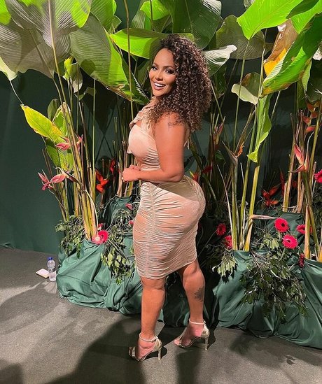 hairy armpits onlyfans sex pics