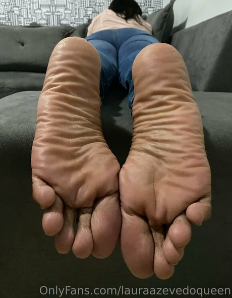 lauraazevedoqueen hd pornstar photo