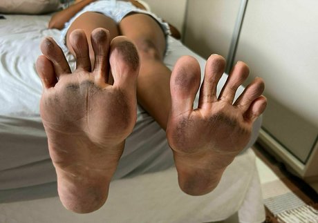 lauraazevedoqueen pornographic model photo