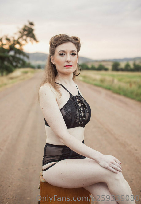 puckbunnyof sex star photos