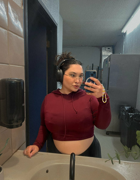 squat onlyfans art nude images