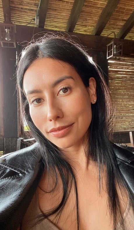 florabellafree porn model img