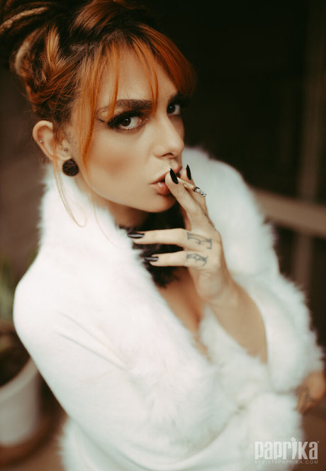 milf strip onlyfans naked image