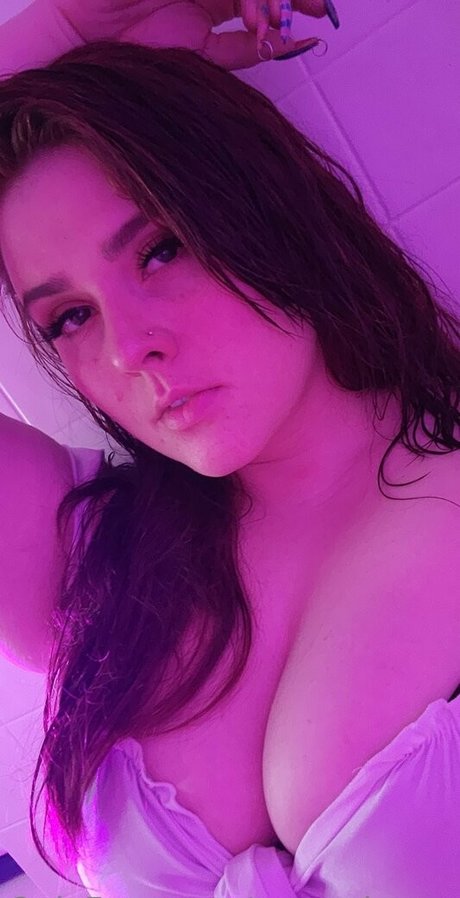 thott pockett star hot photo