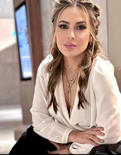 camping onlyfans beautiful photo