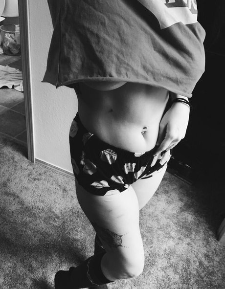 sexxmetalxbarbiex erotic model images