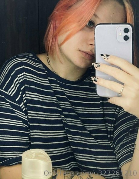 lillie france top model pic