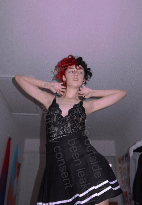 fingering pussy onlyfans pretty img