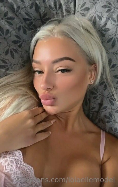 lolaellemodel nude actress picture