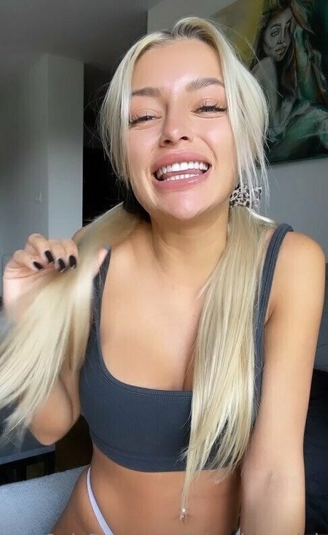 lolaellemodel star sexy photo