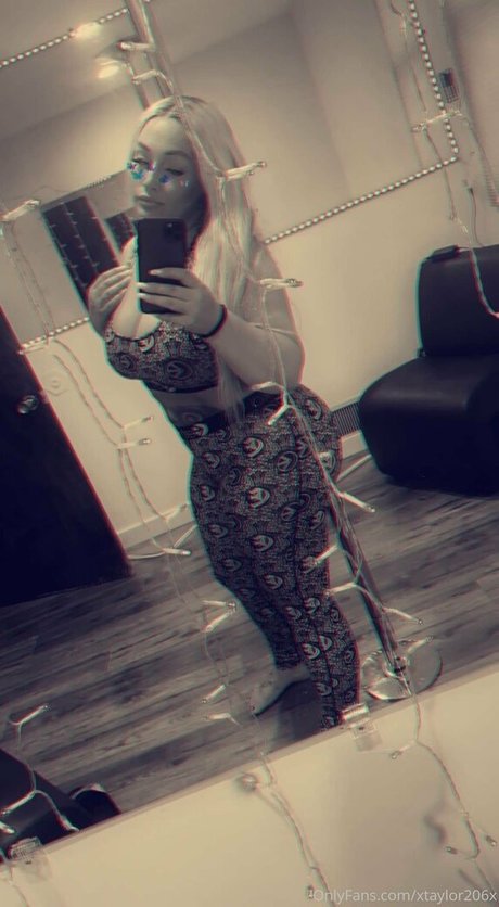 xtaylor206x top actress photos