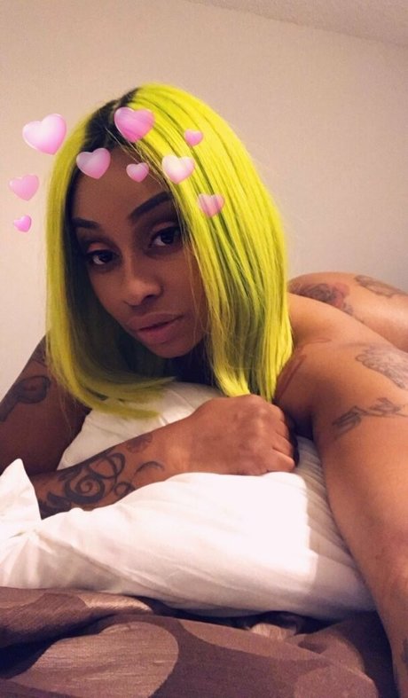 MonroeSweets star top images