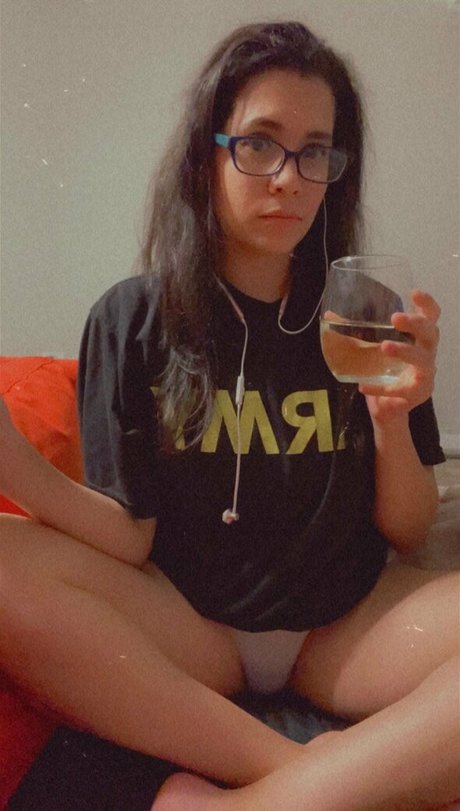 sierrarblakefield star exclusive img