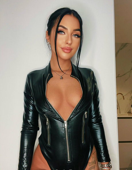 mirror onlyfans free naked archive