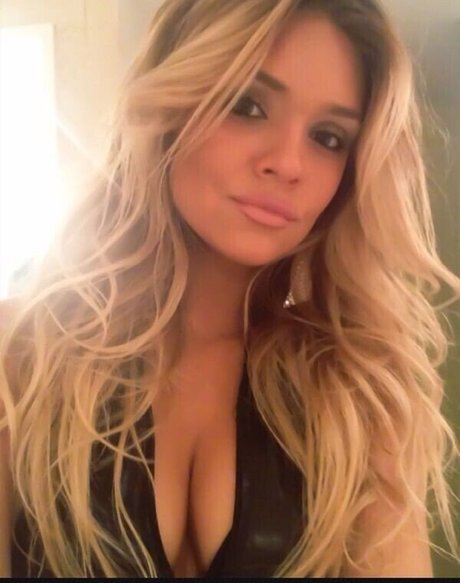 unknown onlyfans hot naked picture