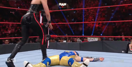 Nikki Cross model sexy pics