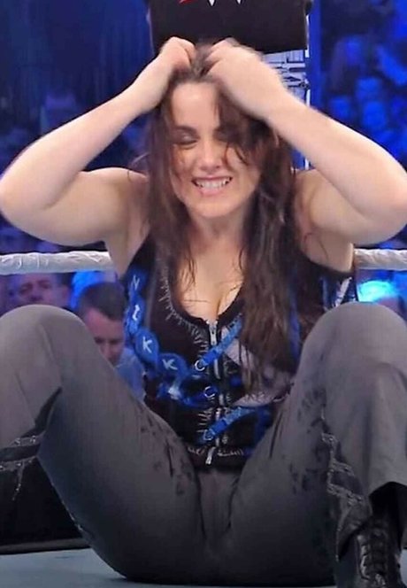 Nikki Cross Images