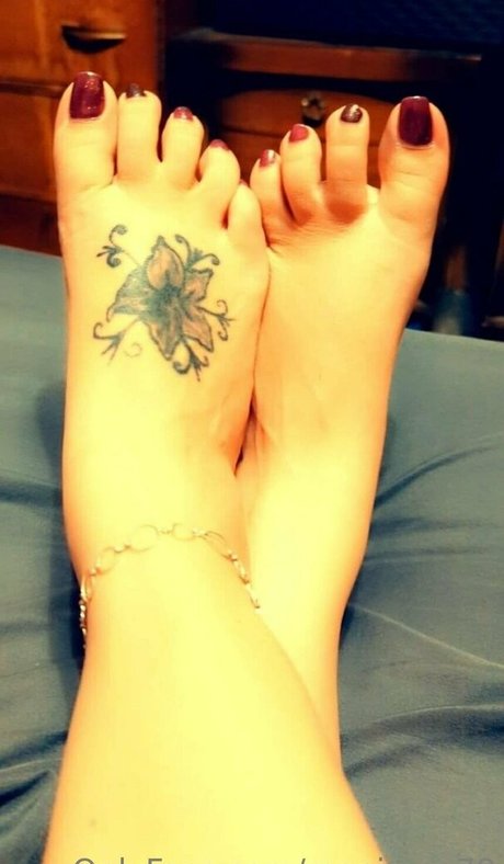 manicure78 model pretty pic