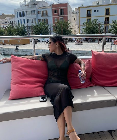 bunny nurse onlyfans pornos gallery