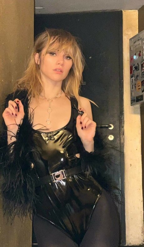 mirror onlyfans exclusive img